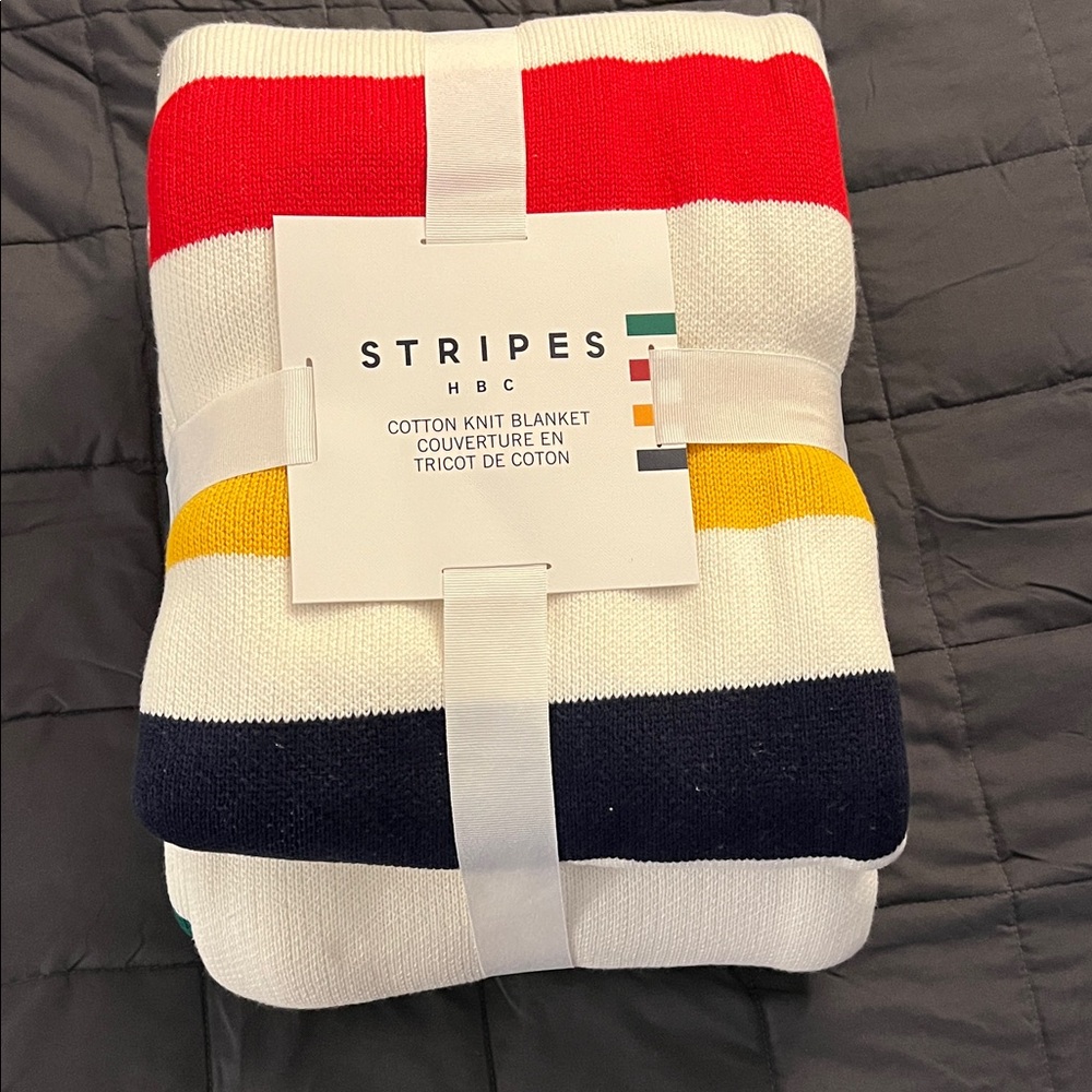 Stripes Cotton Knit Quilt - Red, Yellow, and Navy